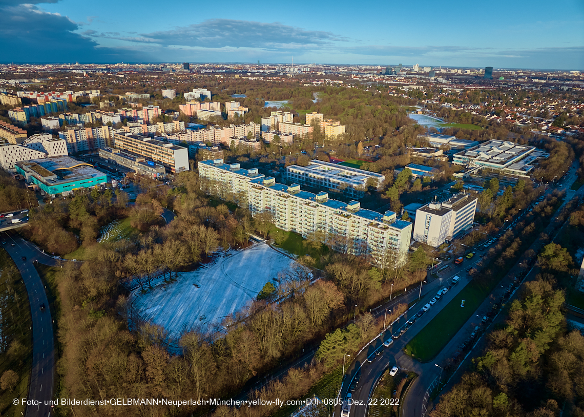 22.12.2022 - Plettzentrum - Rentenversicherung - Ständlerstraße in Neuperlach